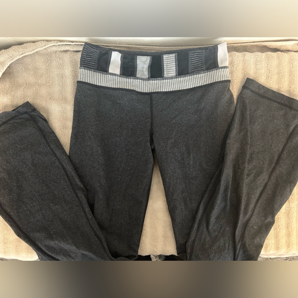 Lululemon Flared leggings, low-mid waisted Size 4